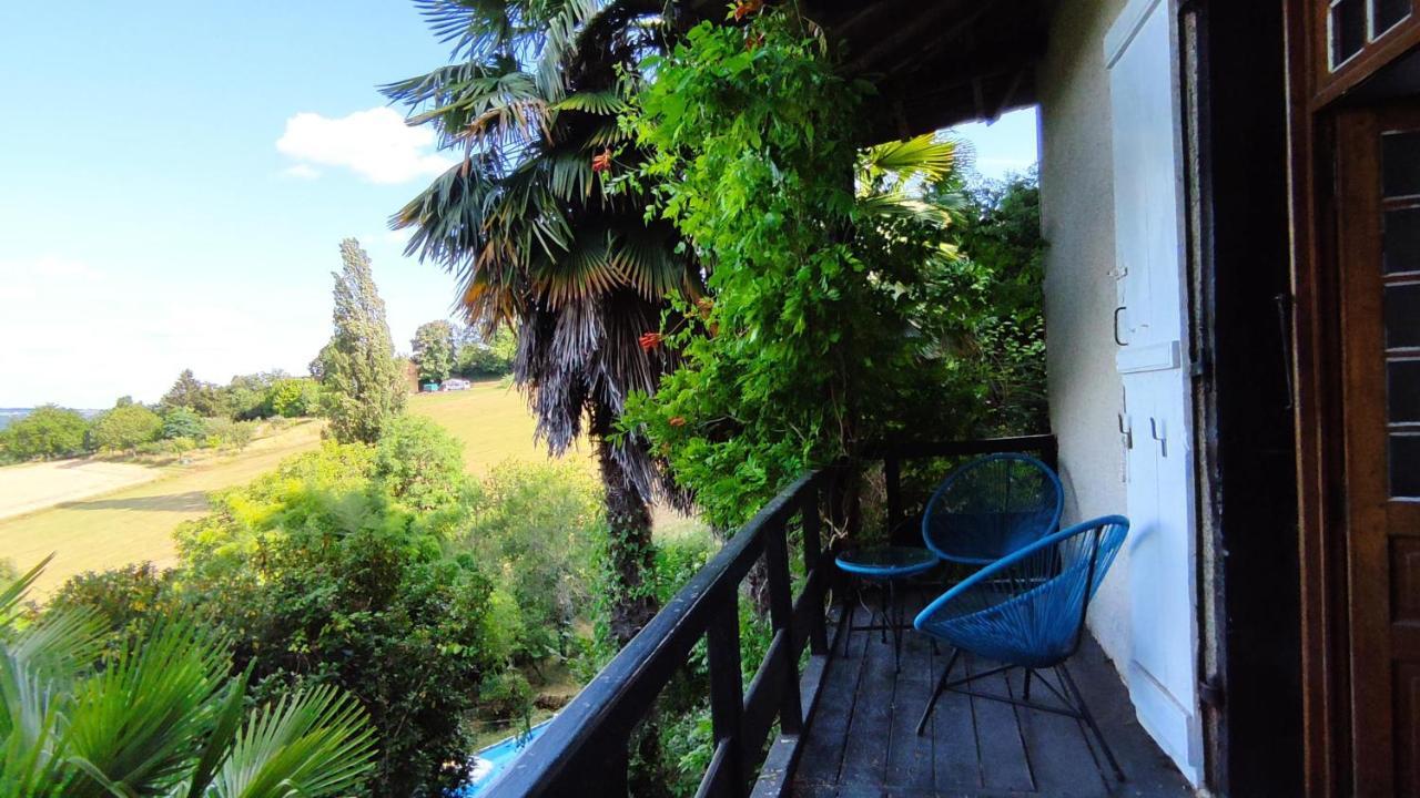 Bed and Breakfast La Fontaine Du Mas Thiviers Exterior foto